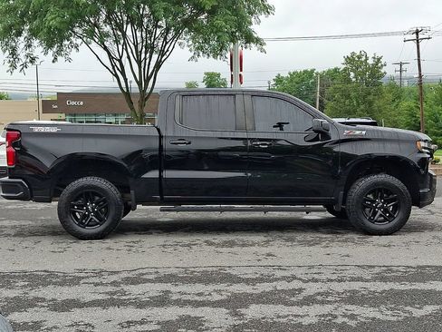 Used 2021 Chevrolet Silverado 1500 LT Trail Boss w/ Convenience Package II AWD/4WD image 9
