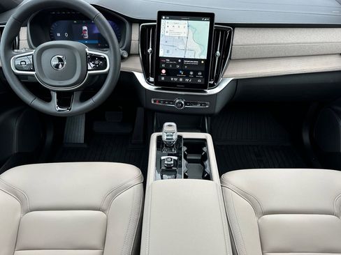 New 2026 Volvo XC90 B6 Plus w/ Protection Package Premier image 12