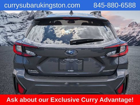 Used 2025 Subaru Crosstrek 2.5i Premium AWD/4WD image 4