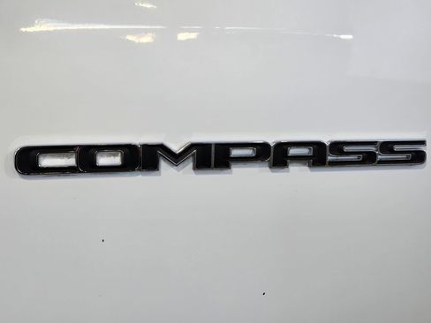 Used 2023 Jeep Compass Sport AWD/4WD image 11