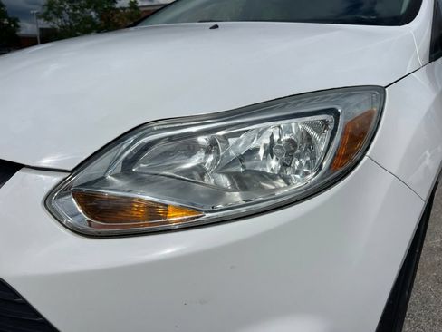 Used 2013 Ford Focus SE FWD image 10