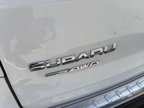 Used 2025 Subaru Ascent Limited AWD/4WD image 12
