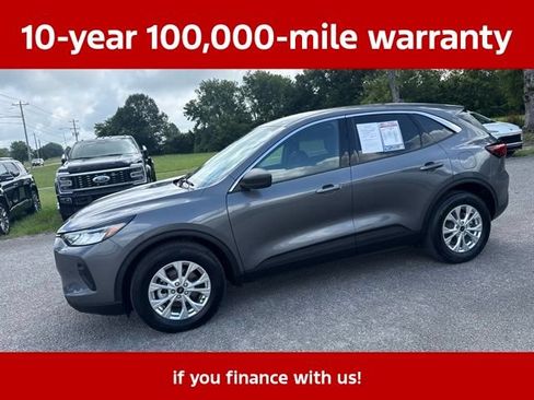 Used 2023 Ford Escape Active AWD/4WD image 3