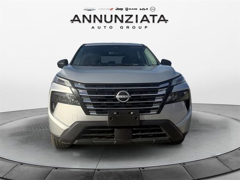 Certified 2024 Nissan Rogue S image 8