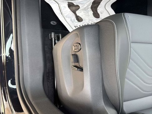 New 2026 Volkswagen Tiguan SE image 20