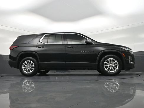 Used 2023 Chevrolet Traverse LS FWD image 33