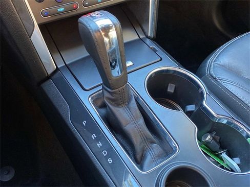 Used 2017 Ford Explorer Limited image 29