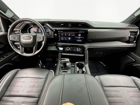 Used 2023 GMC Sierra 1500 AT4X image 16