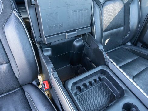 Used 2024 RAM 1500 Laramie image 11