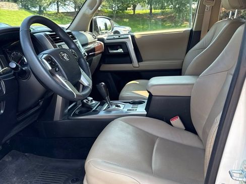 Certified 2022 Toyota 4Runner Limited AWD/4WD image 7