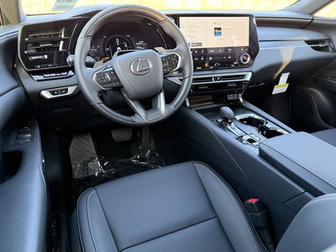 New 2026 Lexus RX 450h AWD image 25