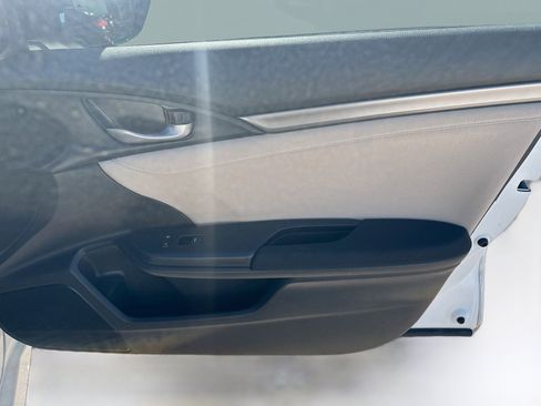 Used 2019 Honda Civic EX image 30