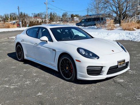 Used 2016 Porsche Panamera GTS AWD/4WD image 3