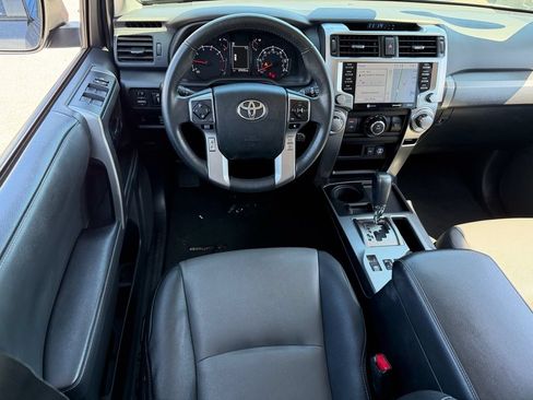 Used 2021 Toyota 4Runner SR5 Premium w/ Moonroof Package RWD image 12