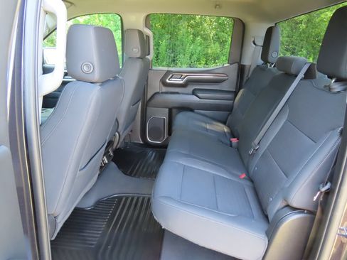 Certified 2023 Chevrolet Silverado 1500 LT AWD/4WD image 28