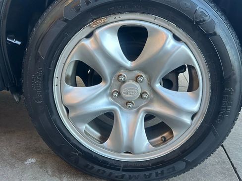 Used 2014 Subaru Forester 2.5i w/ Popular Package #1 AWD/4WD image 8