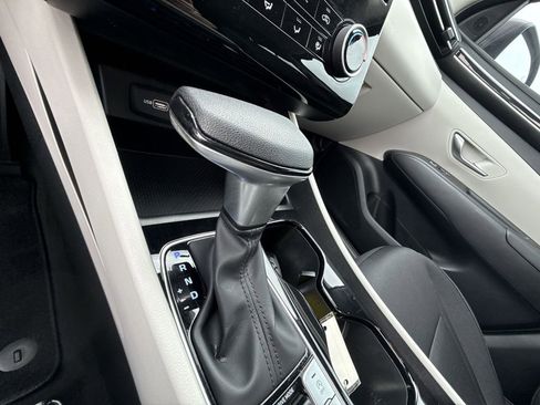 Used 2023 Hyundai Tucson SE image 22