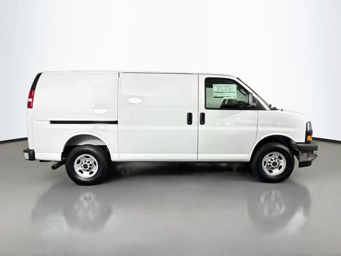 New 2026 GMC Savana 2500 w/ Driver Convenience Package RWD image 8