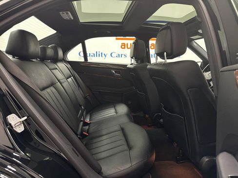 Used 2011 Mercedes-Benz E 350 4MATIC Sedan image 16