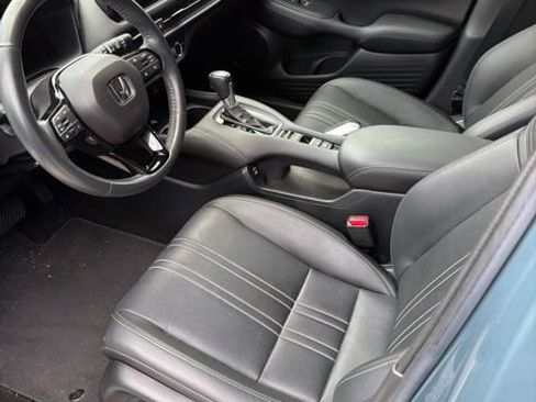 Used 2024 Honda HR-V EX-L image 3