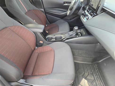 Used 2023 Toyota Corolla SE image 15