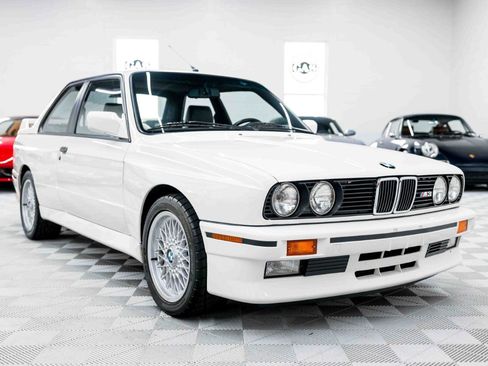 Used 1990 BMW M3 Coupe RWD image 6