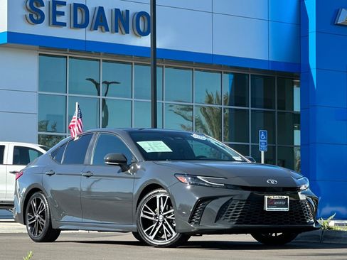Used 2025 Toyota Camry XSE FWD image 2