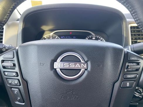 Certified 2024 Nissan Frontier SV w/ Technology Package image 15
