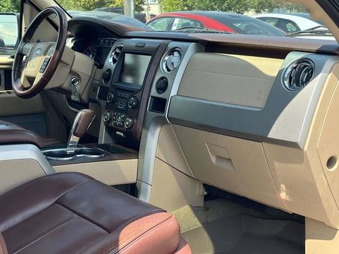 Used 2014 Ford F150 King Ranch w/ King Ranch Luxury Package AWD/4WD image 26