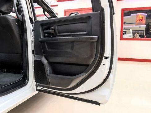 Used 2024 RAM 3500 Tradesman w/ Chrome Appearance Group image 42