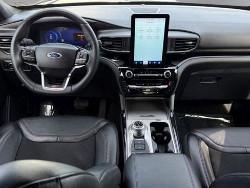 Certified 2024 Ford Explorer ST w/ Equipment Group 401A image 3