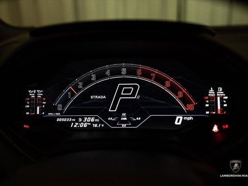 Used 2024 Lamborghini Huracan Tecnica RWD image 45