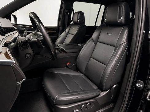 Used 2023 Cadillac Escalade ESV Luxury RWD image 10