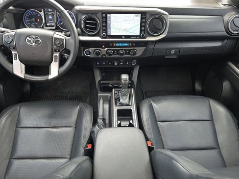 Used 2023 Toyota Tacoma Limited image 14