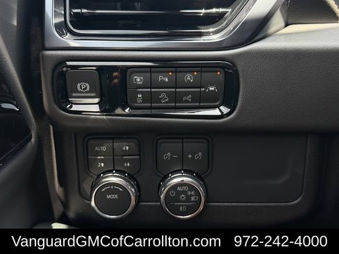 New 2026 GMC Yukon AT4 w/ AT4 Premium Package AWD/4WD image 20