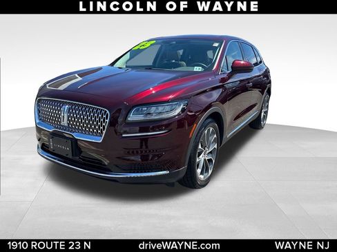 Used 2023 Lincoln Nautilus Reserve AWD/4WD image 1
