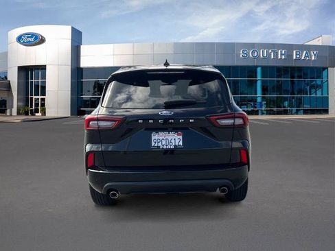 Certified 2024 Ford Escape ST-Line w/ Tech Pack #1 FWD image 3