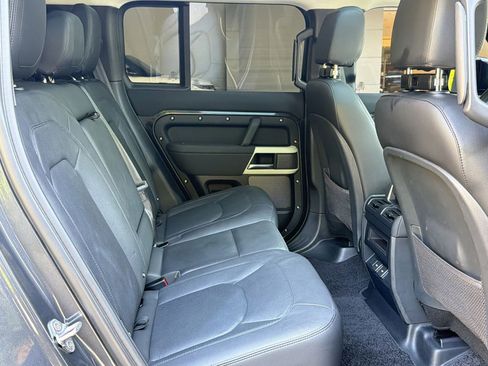 Used 2023 Land Rover Defender 110 S AWD/4WD image 30