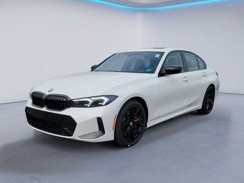 Certified 2025 BMW 330i xDrive Sedan w/ M Sport Package image 6