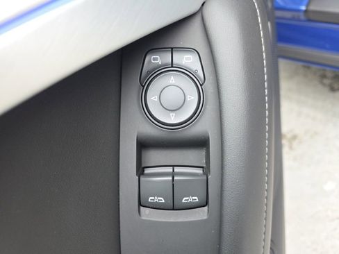 Used 2019 Chevrolet Camaro SS w/ Black Appearance Package image 21