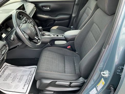 Used 2024 Honda HR-V Sport image 12