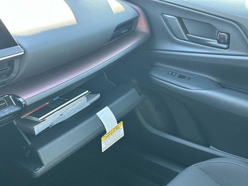 New 2026 Toyota Prius Plug-In Hybrid FWD image 31
