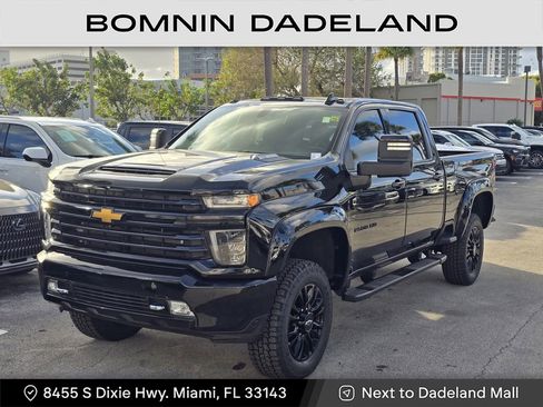 Used 2022 Chevrolet Silverado 2500 High Country w/ Z71 Off-Road Package image 2