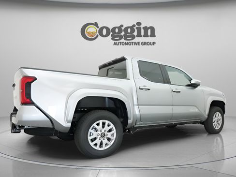 New 2026 Toyota Tacoma SR5 AWD/4WD image 21