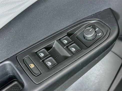 Used 2023 Volkswagen Taos S FWD image 26