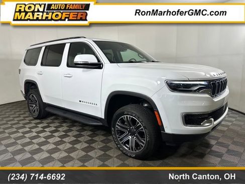 Used 2022 Jeep Wagoneer Series III w/ Flexible Seating Group image 1