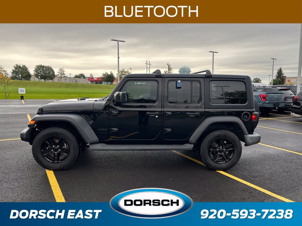 Used 2022 Jeep Wrangler Unlimited Sport AWD/4WD image 2