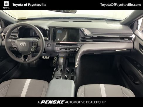 Used 2026 Toyota Camry SE image 17