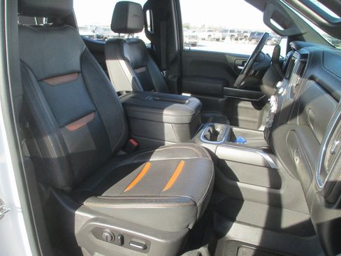 Certified 2021 GMC Sierra 1500 AT4 w/ AT4 Value Package image 22