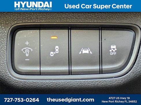 Used 2019 Hyundai Santa Fe SE w/ Cargo Package image 25